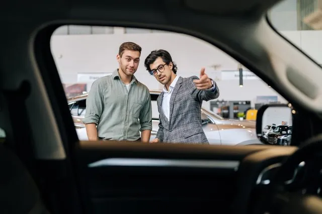 Salon Audi Warszawa - porady ekspertów w wyborze idealnego modelu