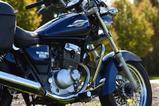 Części motocyklowe Suzuki - jak wybrać najlepszą jakość i zaoszczędzić na remoncie?