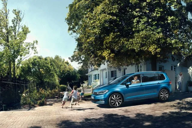 Volkswagen Touran w atrakcyjnym finansowaniu jak abonament