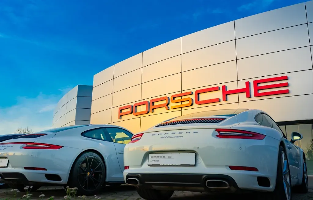 Salon Porsche w Łodzi