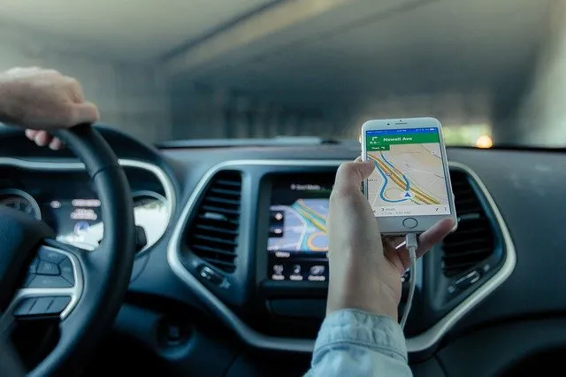 GPS do aut – dlaczego warto zainwestować w takie rozwiązanie?