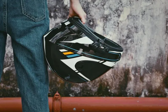 Kask motocyklowy HJC RPHA 70 - postaw na bezpieczeństwo jazdy!